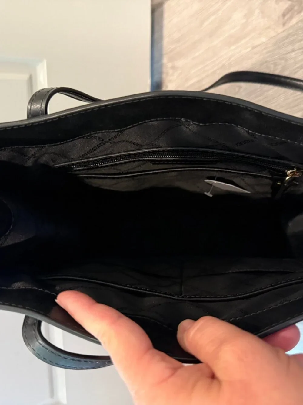 Michael Kors Black Leather Tote Bag - Picture 4 of 4